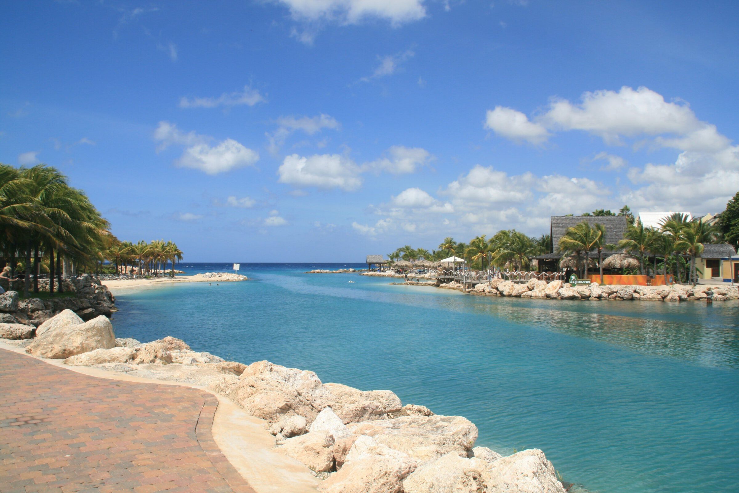 Haaglanden Juristen nu ook actief op Curaçao.